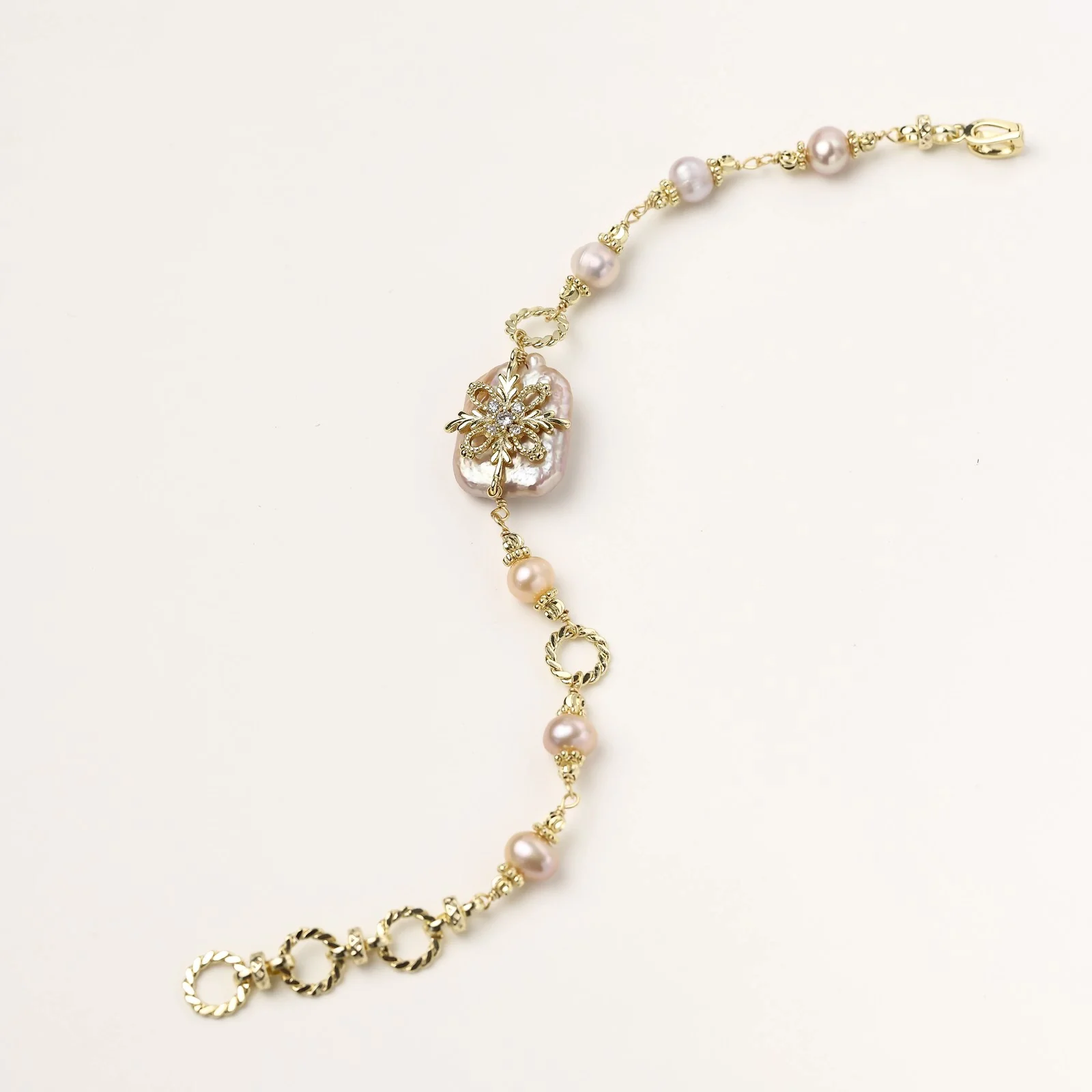 Baroque Pearl Bloom Bracelet - Image 3