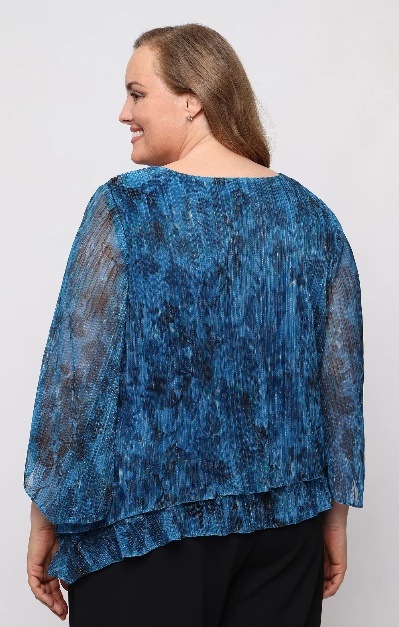 Plus 3/4 Sleeve Printed Bodre Blouse with Asymmetric Double Tier Hem - Image 2