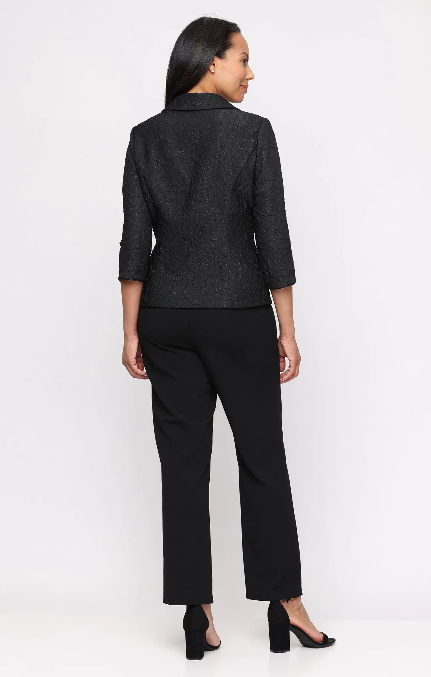3/4 Sleeve Textured Jacquard Zip Jacket - Image 4