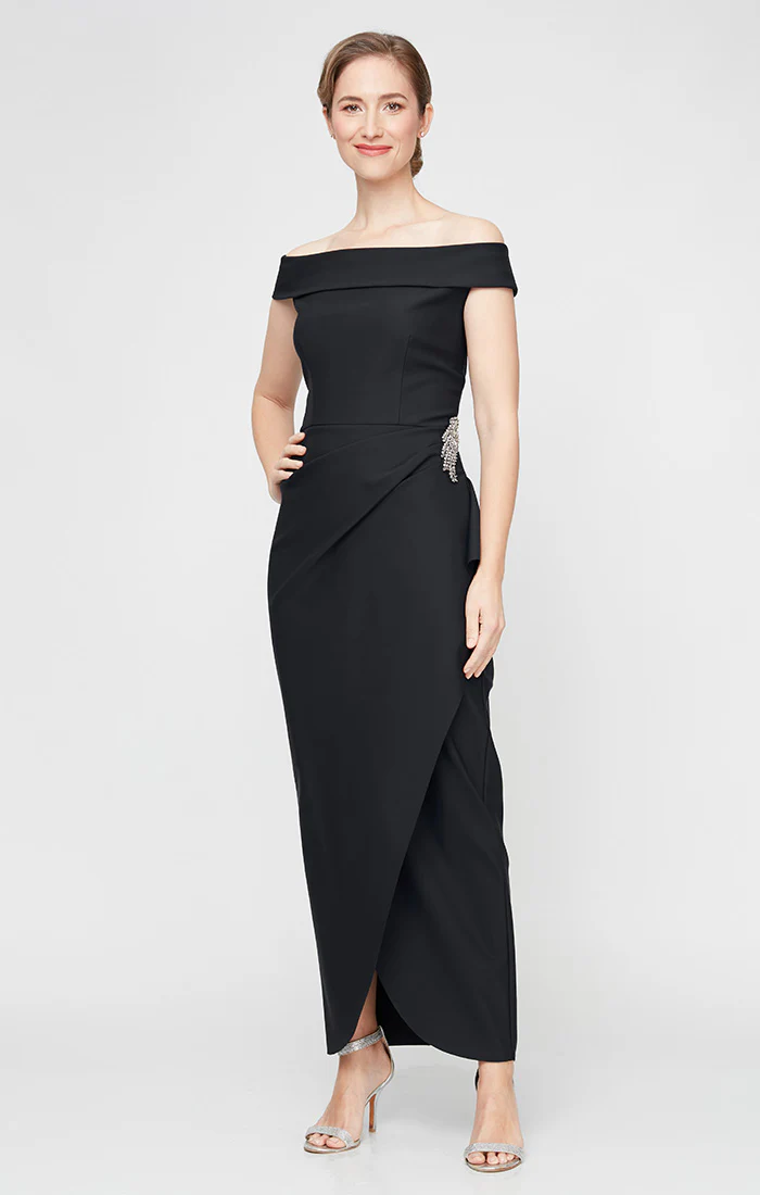 Dana Off-the-Shoulder Contour Dress - Image 4