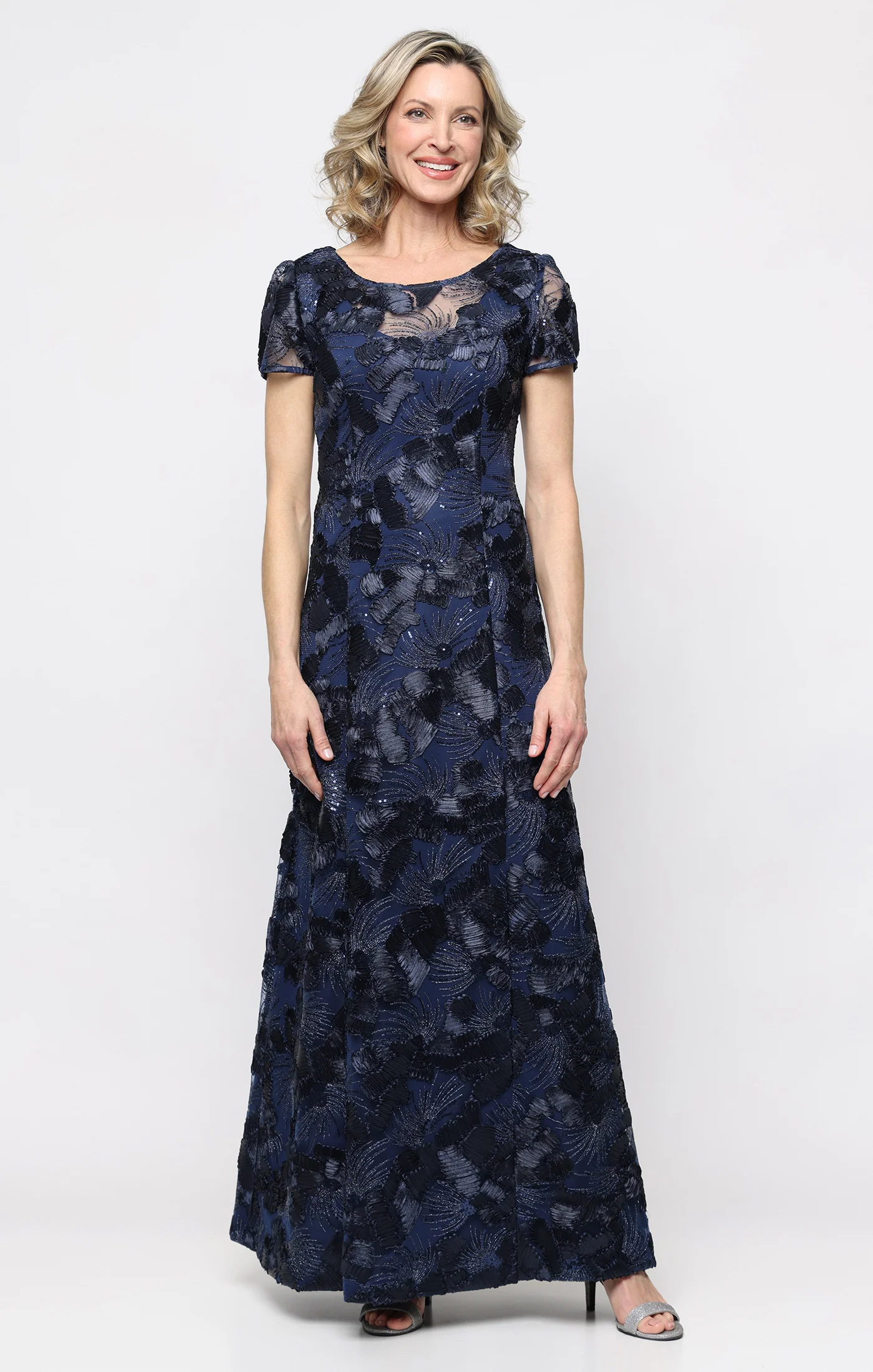 Soutache A-Line Dress with Short Sleeves - Image 15