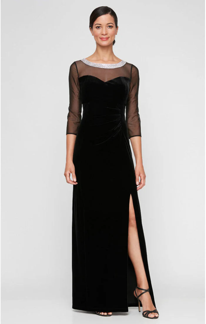 Regular - Long Velvet 3/4 Sleeve Side Ruched Dress with Embellished Neckline