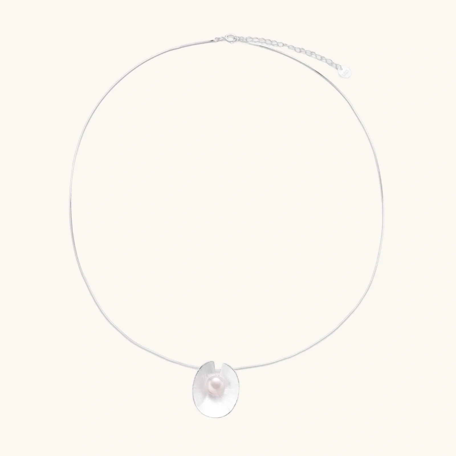 Luna Pearl Pendant - Image 3