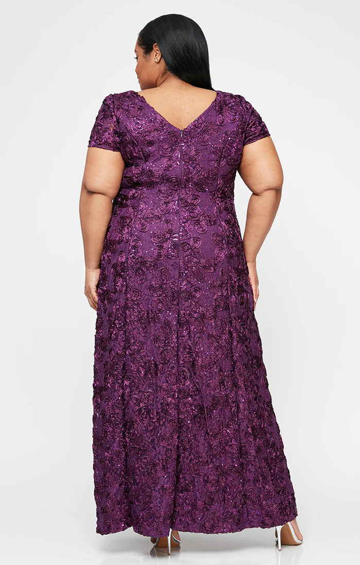 Plus Evelyn Rosette Lace Long Gown - Image 4