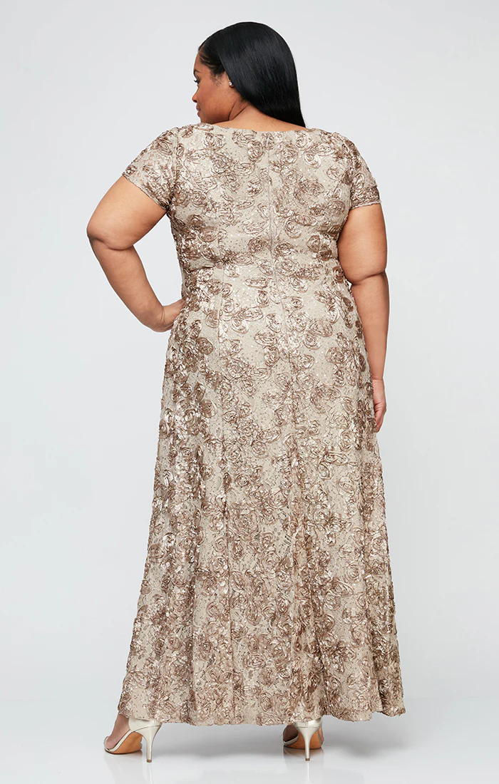 Plus Evelyn Rosette Lace Long Gown - Image 6