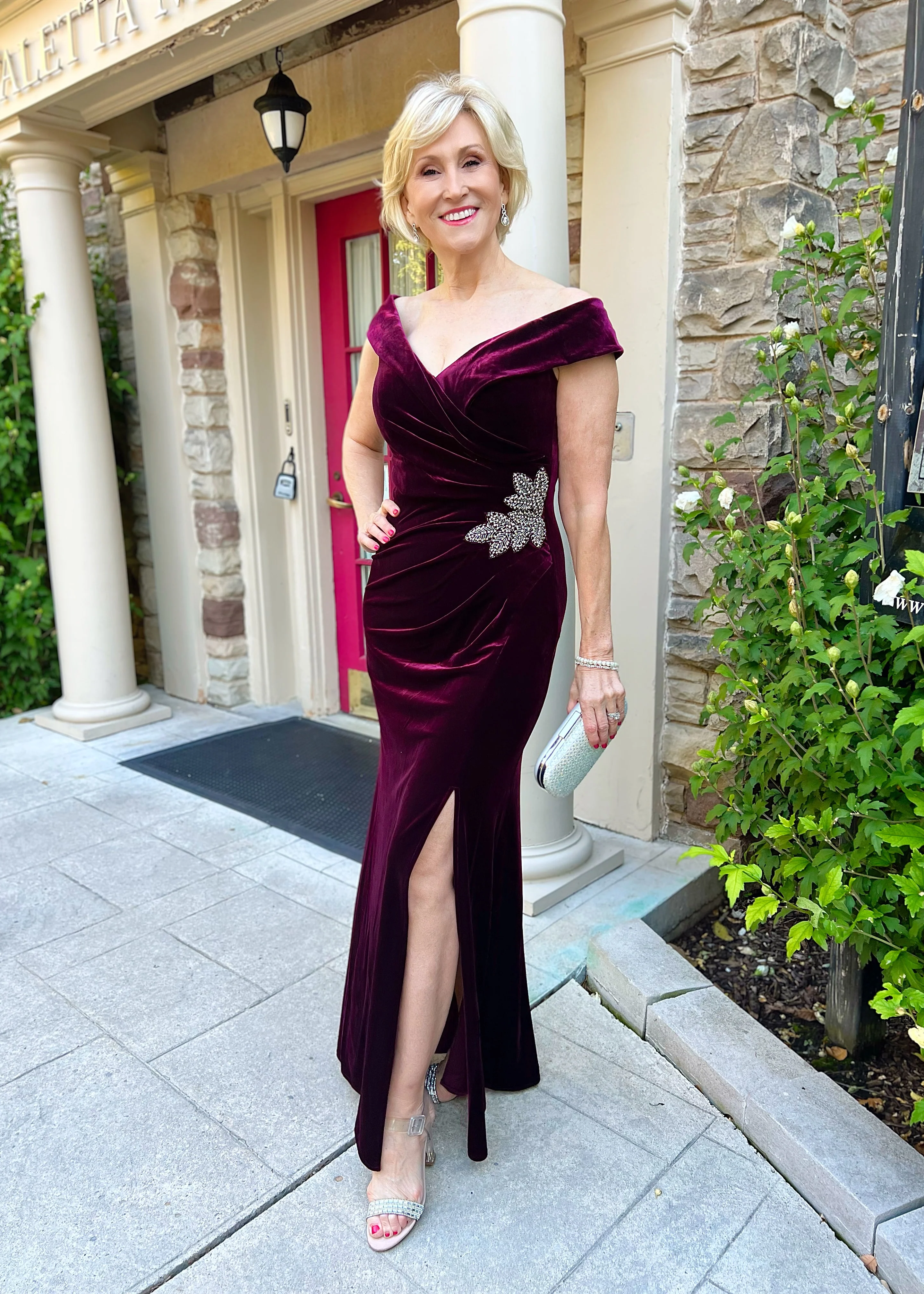 Regular - Sara Off-the-Shoulder Velvet Gown - Image 4