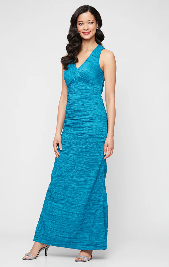 Regular - Sleeveless Crinkle Stretch Taffeta Dress with V-Neckline