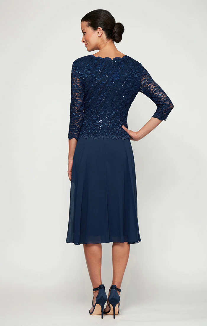 Petite Bella Sequin Lace Dress - Image 4